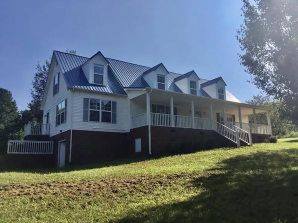 1064 Mountain Creek Ln, Virgilina, VA 24598