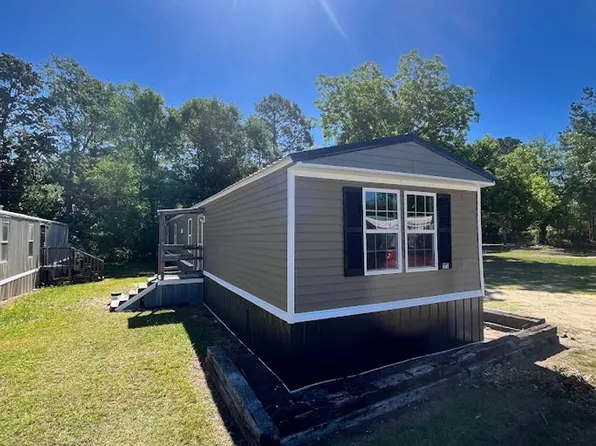 5613 Hardwick Ln, Fayetteville, NC 28306