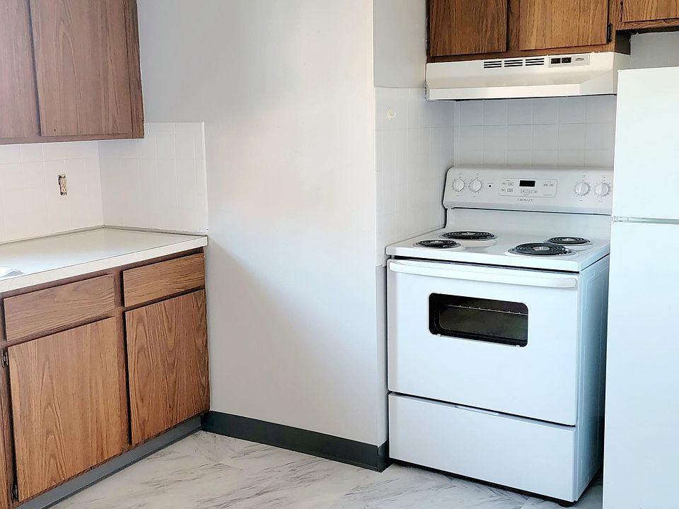 1st image of 174 Washington Blvd APT 3