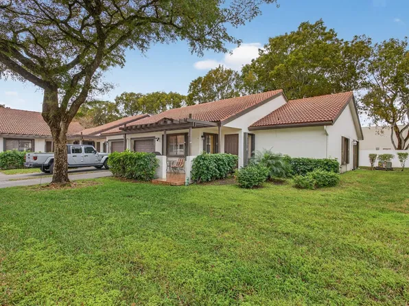 7157 Wisteria Way #7157, Tamarac, FL 33321
