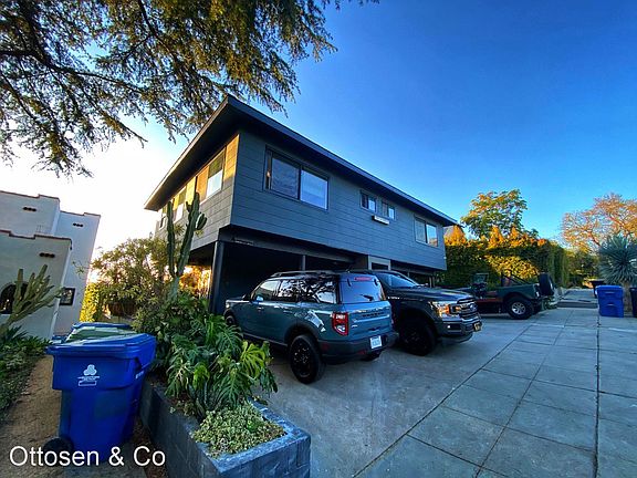 2nd image of 905 1/2 Micheltorena St