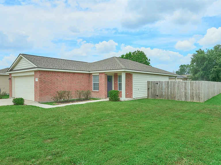 4243 Medina River Loop — Photo 6