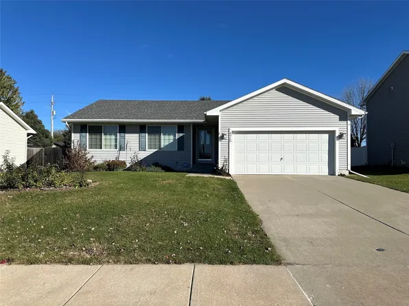 475 SE Cardinal Ln, Waukee, IA 50263