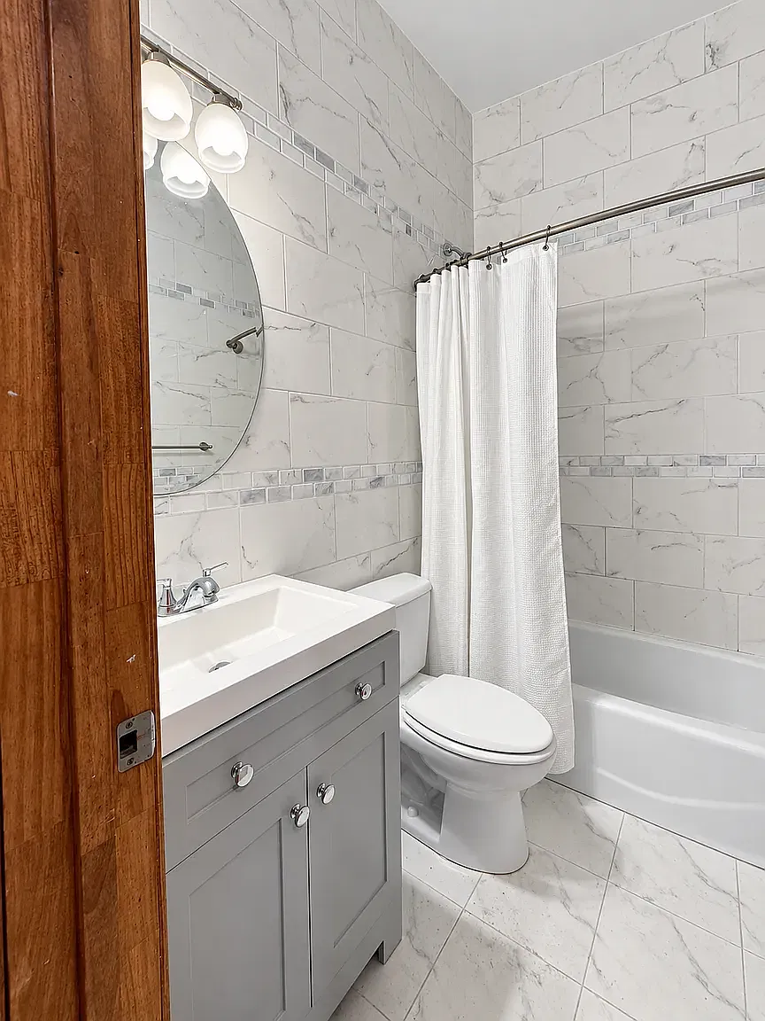159 Russell Street — Photo 4