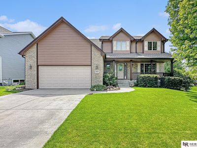 9233 White Hall Ln, Lincoln, NE, 68526