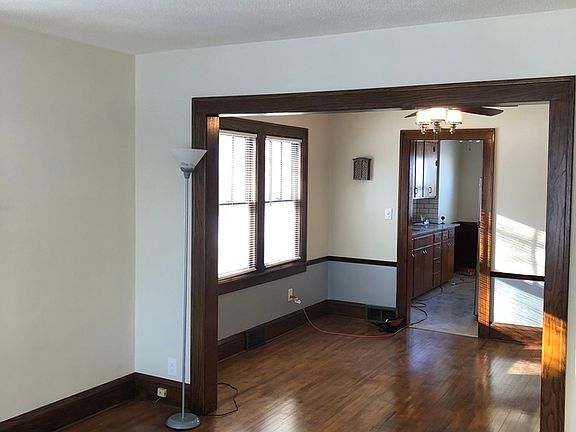 3rd image of 3856 25th Ave S
