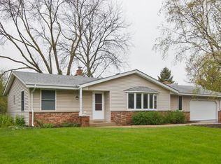 20290 Linden Ln, Brookfield, WI 53045