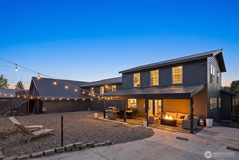 3rd image of 561 3rd Street