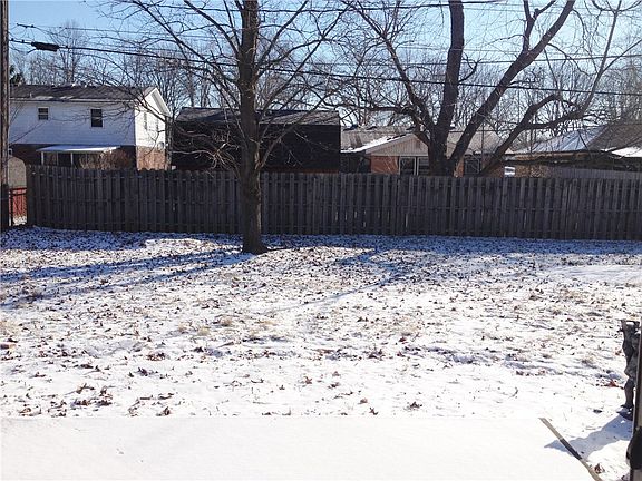 4th image of 717 Wallbridge Dr