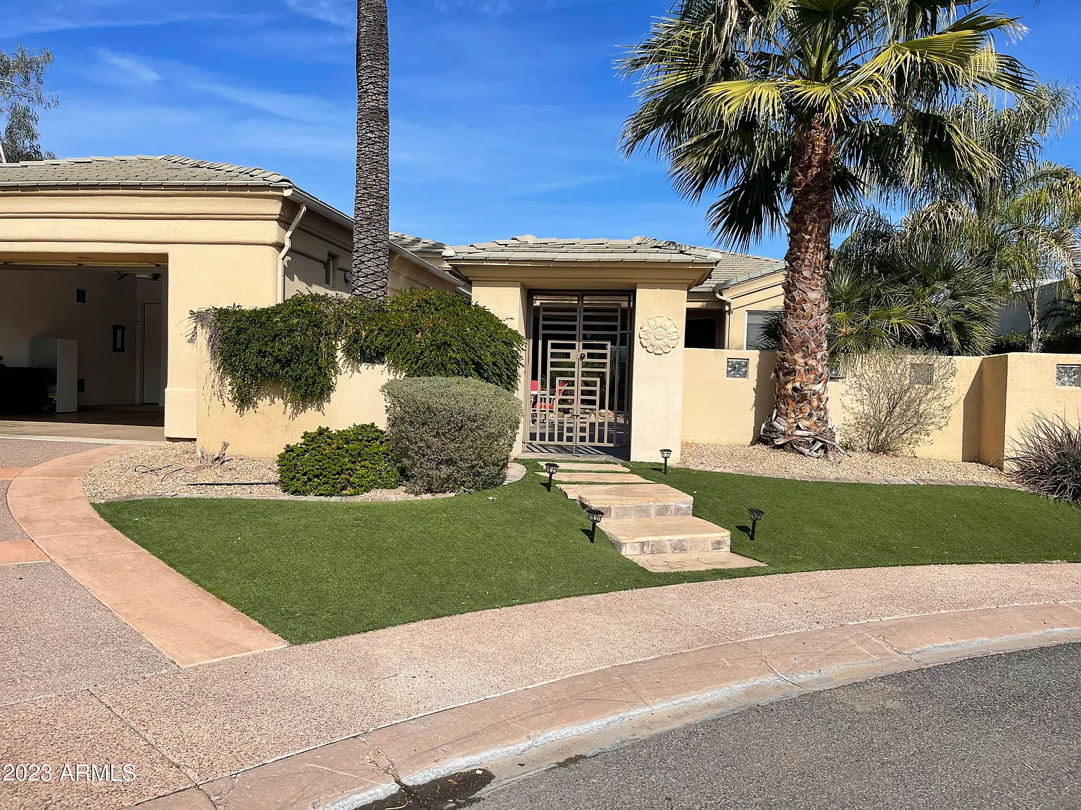 3 bed, 3.0 bath, 3505 sqft, $9,500 — Photo 2