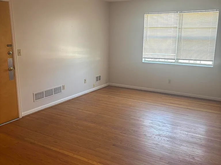 4218 N Church Way #1 — Photo 2