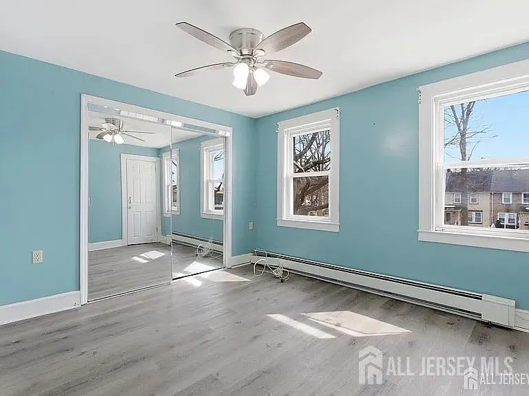 25 Langley Pl — Photo 13