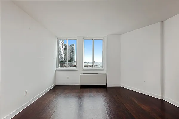 Rented by Corcoran | media 7