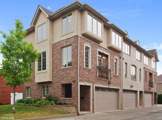 829 S La Grange Rd UNIT A, La Grange, IL 60525