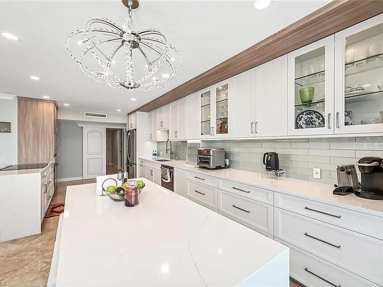 4401 Gulf Shore Blvd N #Penthouse 3 — Photo 7