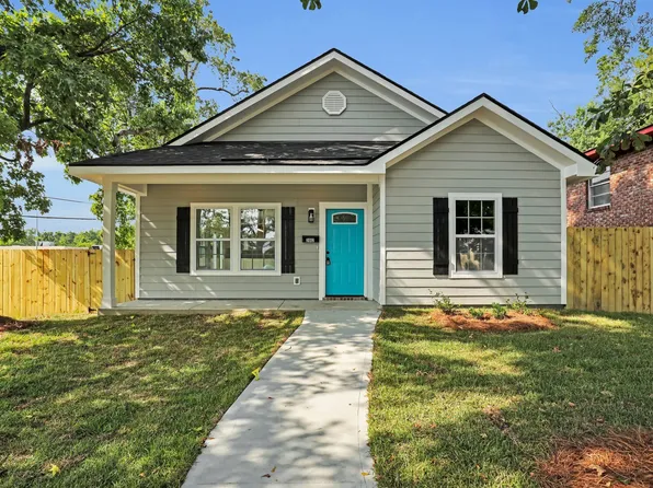 2002 E 40th St, Savannah, GA 31404