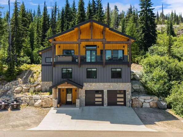 270 Blizzard Dr, Sandpoint, ID 83864