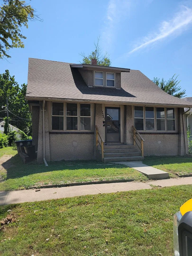 2 bed 1 bath house — Photo 1