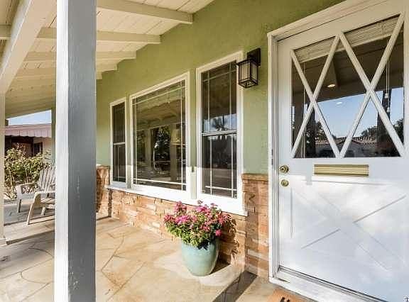 4th image of 5622 Irvine Ave