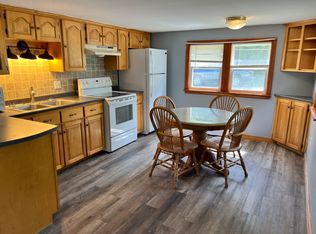 16 Boardman St, Calais, ME 04619