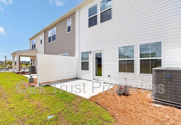 753 Ridgley Dr — Photo 30