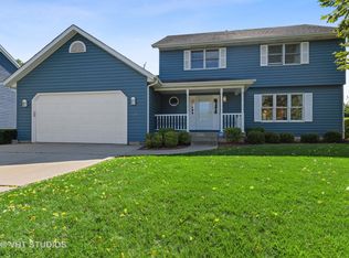 426 Fairhaven Dr, Winthrop Harbor, IL
