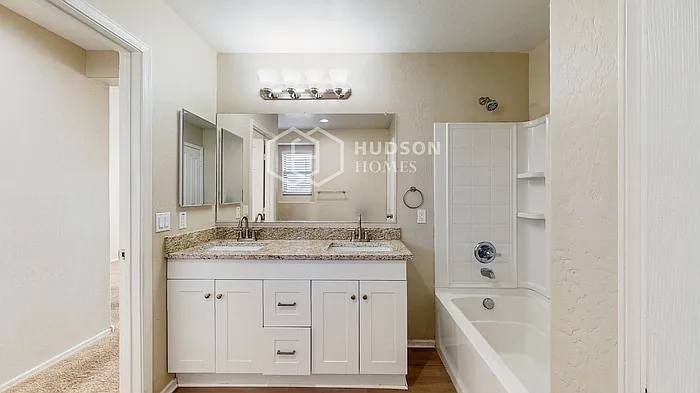 1407 N 79th Ln — Photo 15