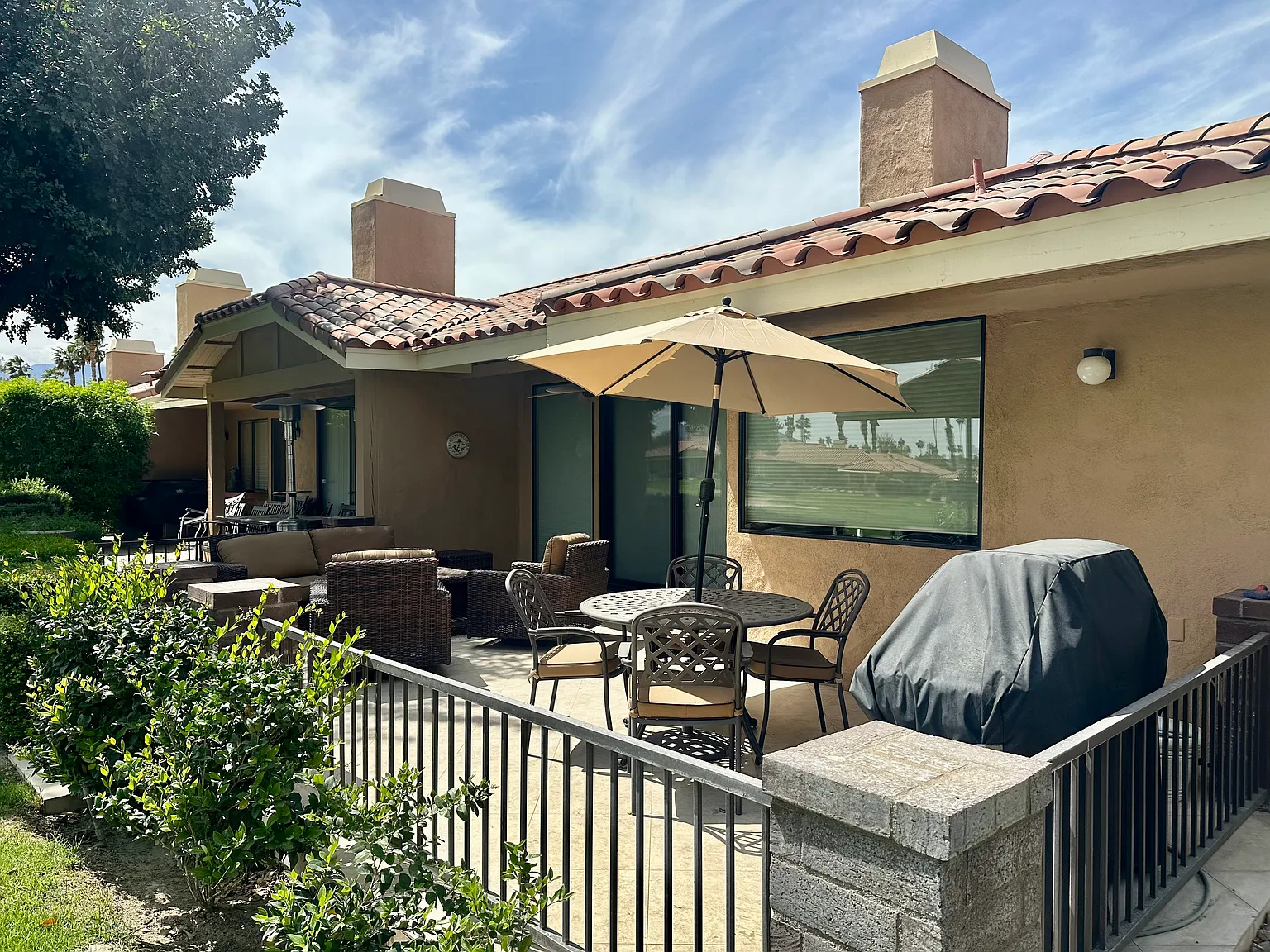 2 bed, 1656 sqft, $8,000 — Photo 2