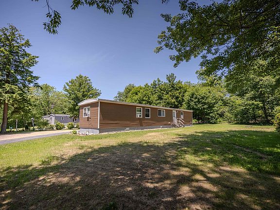 2nd image of 51 Maple Drive