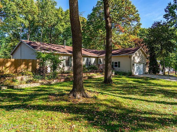 2nd image of 3327 Shimmons Rd