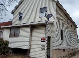 731 W 4th St, Michigan City, IN