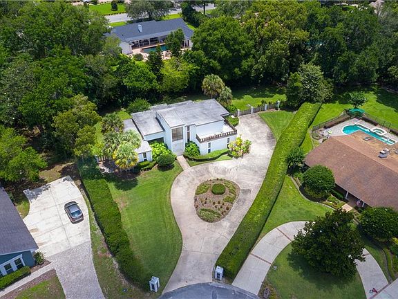 3rd image of 107 Orange Blossom Cir