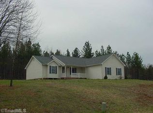 124 Pine Cone Dr, Stoneville, NC 27048