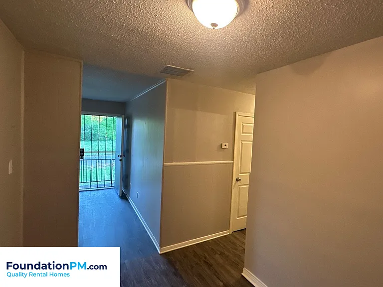 2601 Dakar Ave — Photo 8