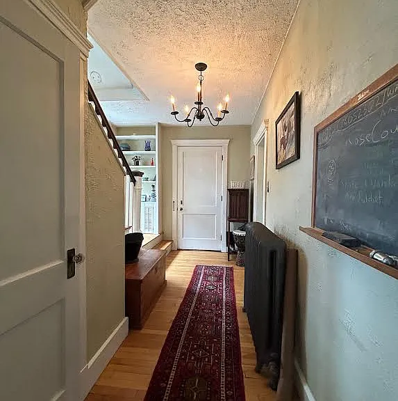 208 Prospect St — Photo 14