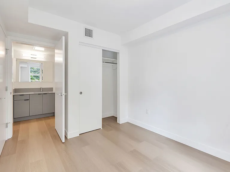 1490 W 32nd Ave — Photo 30