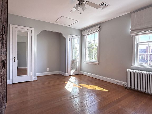 4th image of 3843 Calvert St NW #1
