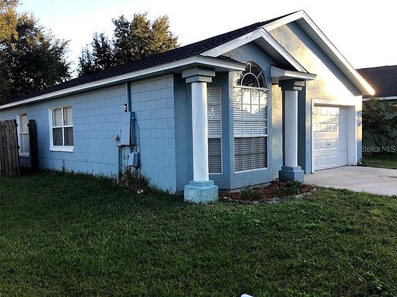 3rd image of 8002 Sagebrush Pl #3