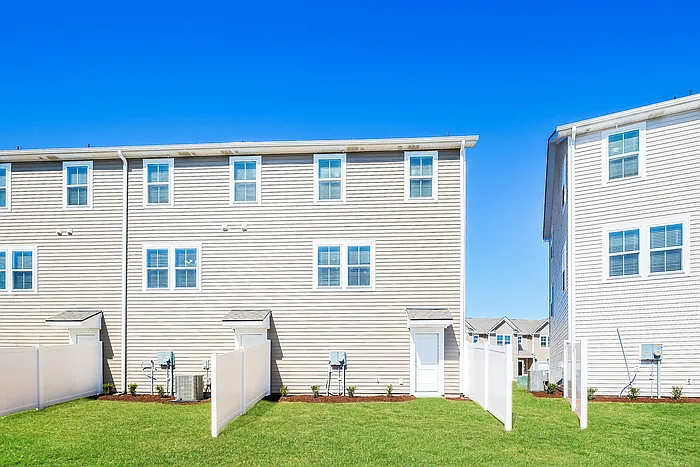 264 Hawk Run Ct — Photo 14