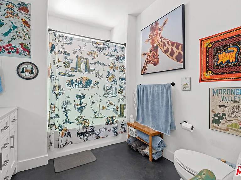 1522 S Saltair Ave #106 — Photo 14