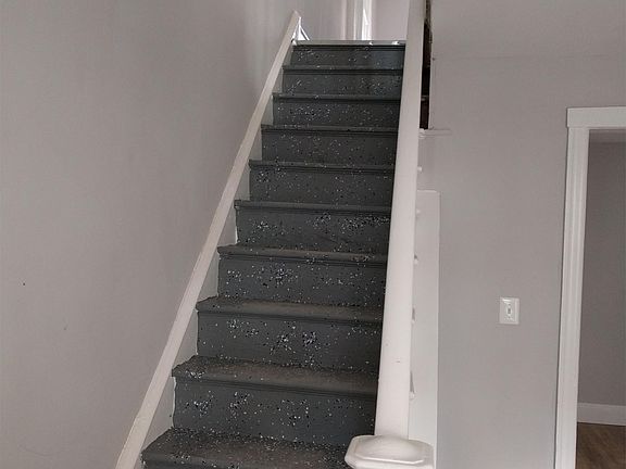 5th image of 1215 E Stafford St