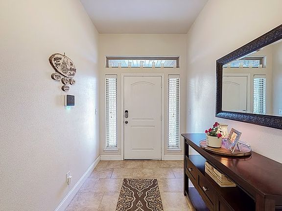 2nd image of 9902 Aloe Ct