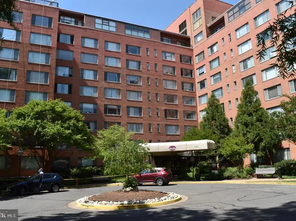 1111 Arlington Blvd, Arlington, VA