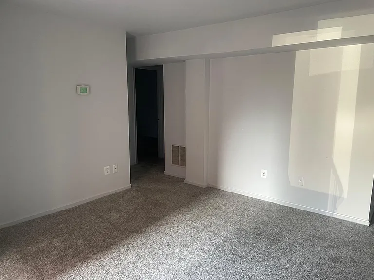 736 Dover St — Photo 3