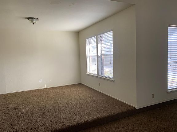 2nd image of 6810 Crosstimbers Dr