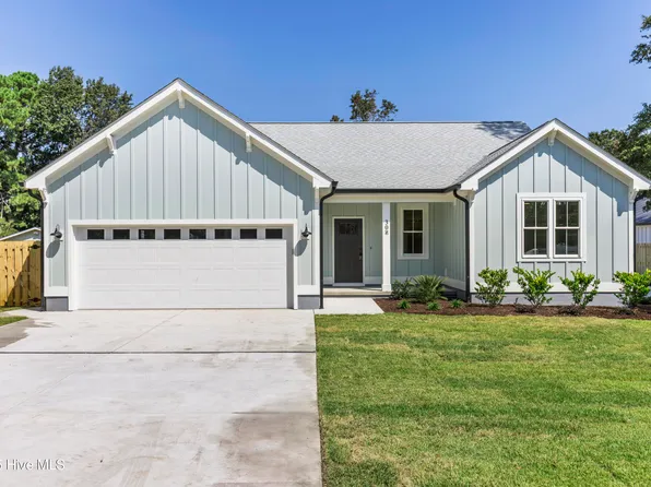 308 Lewis Drive, Carolina Beach, NC 28428