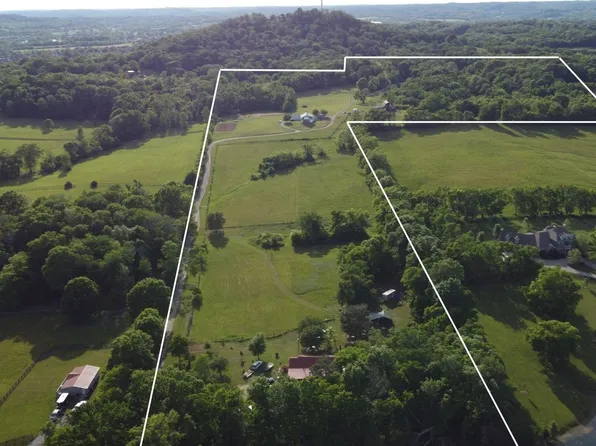 112 Neals Pvt Ct, Gallatin, TN 37066