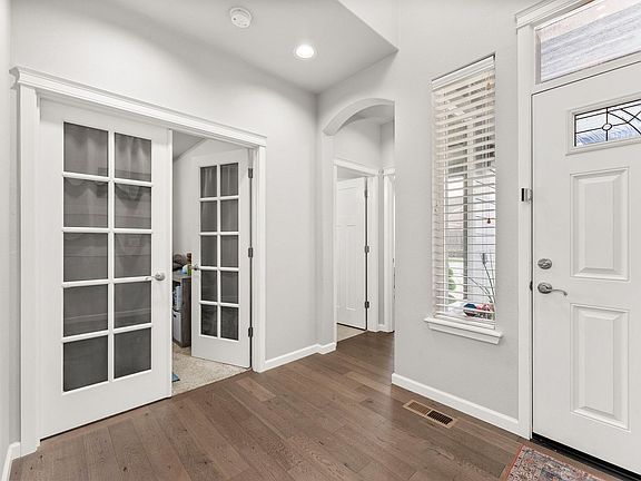 3rd image of 9626 6th Ave SE