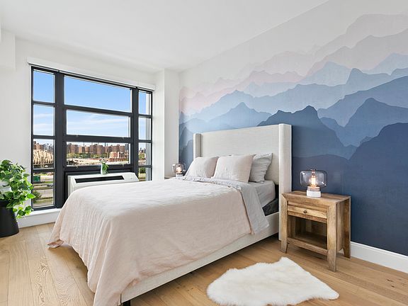 4th image of 329 E 132nd St #2R