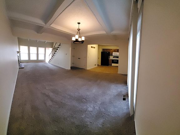 3rd image of 9818 W 83rd Ter